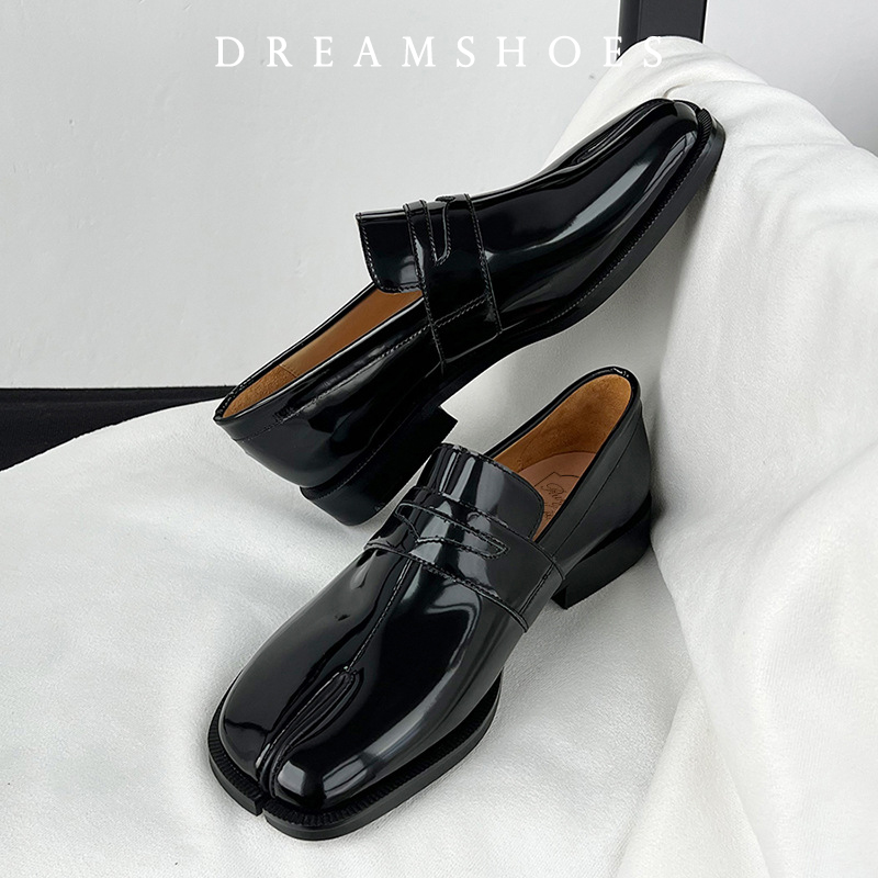 Tabi Shoes Slip On Loafer for  – обзор и цена Women'S Shoes Hey Dude
