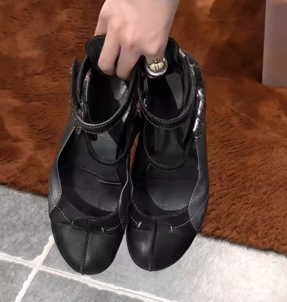 Black Distressed Leather Mary  – обзор и цена Women Shoes Black
